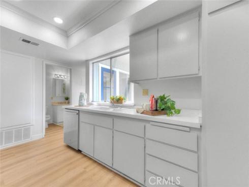 16858 Algonquin , Huntington Beach, CA