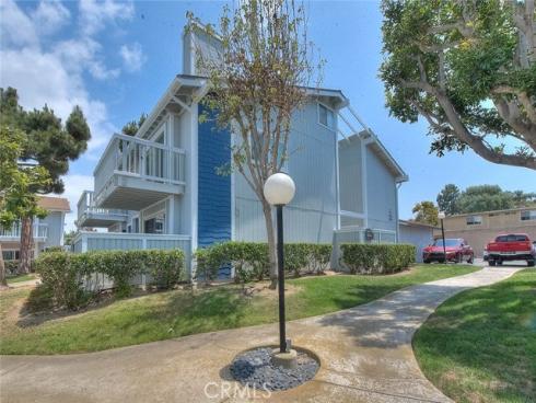 16858 Algonquin , Huntington Beach, CA