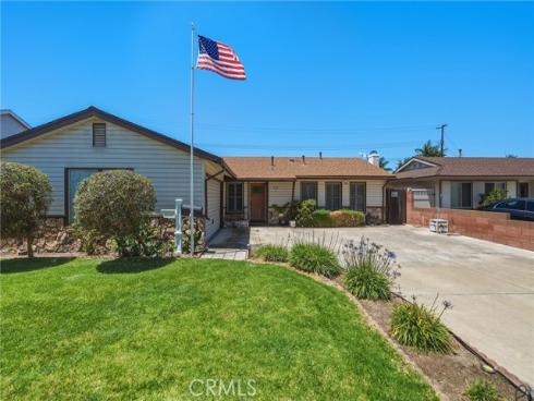 16301 Golden Gate Lane