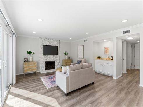6862 Defiance Drive, Huntington Beach, CA