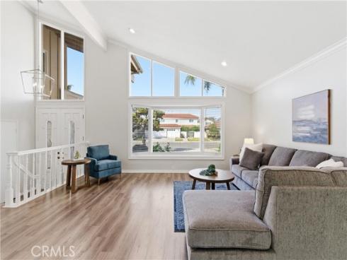 6862 Defiance Drive, Huntington Beach, CA