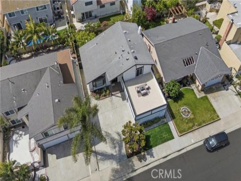 6862 Defiance Drive, Huntington Beach, CA