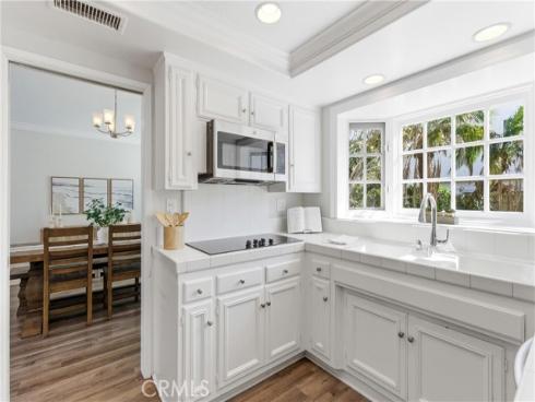 6862 Defiance Drive, Huntington Beach, CA