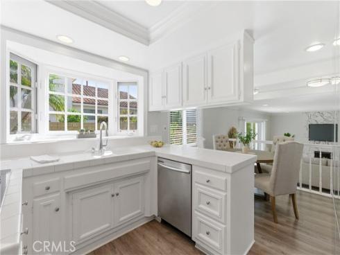 6862 Defiance Drive, Huntington Beach, CA