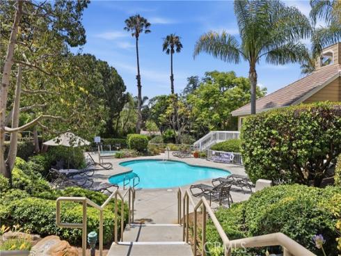 20191 Cape Coral 3-114 Lane, Huntington Beach, CA