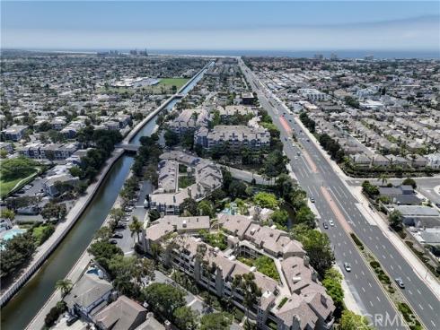 20191 Cape Coral 3-114 Lane, Huntington Beach, CA