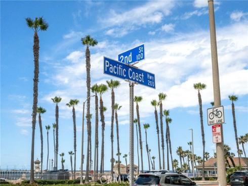 200 Pacific Coast M-9 , Huntington Beach, CA
