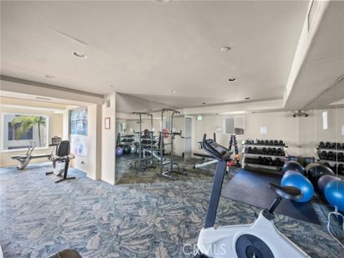 200 Pacific Coast M-9 , Huntington Beach, CA