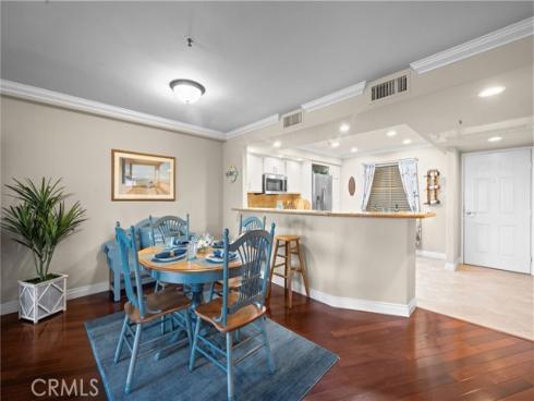 200 Pacific Coast M-9 , Huntington Beach, CA