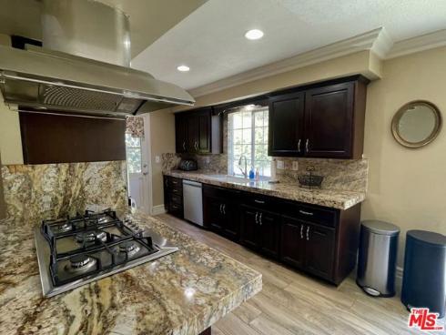 16622 Tiber Lane, Huntington Beach, CA