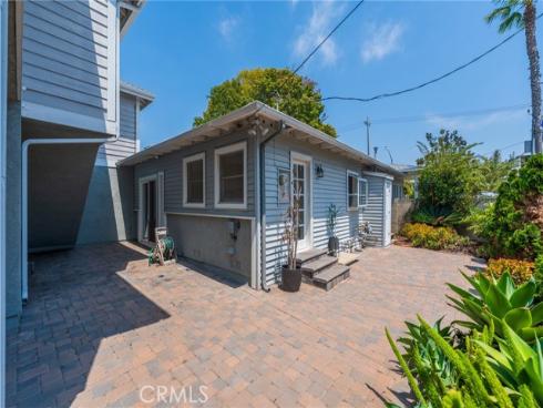 1701 Lake Street, Huntington Beach, CA