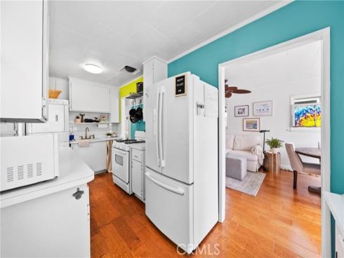 218 11th , Huntington Beach, CA