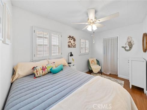 218 11th , Huntington Beach, CA