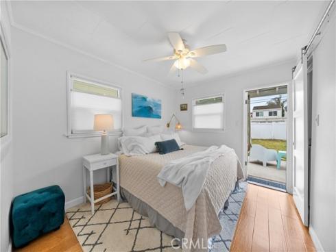 218 11th , Huntington Beach, CA