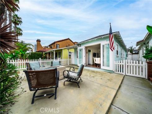 218 11th , Huntington Beach, CA