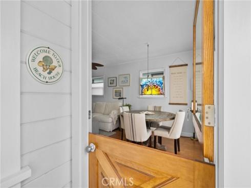 218 11th , Huntington Beach, CA