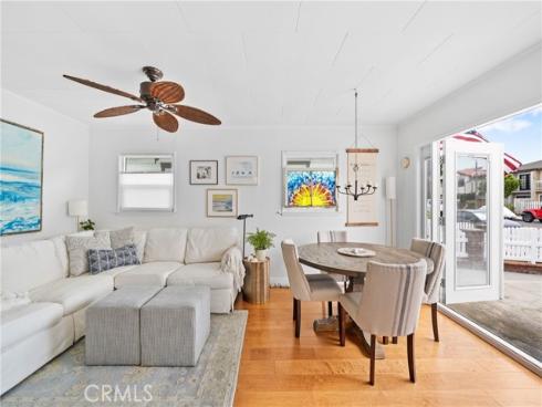 218 11th , Huntington Beach, CA