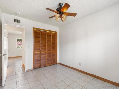 20022 Cove Circle , Huntington Beach, CA