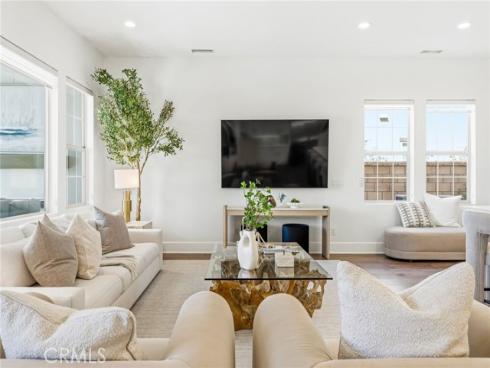5201 Goldenrod Cir , Huntington Beach, CA