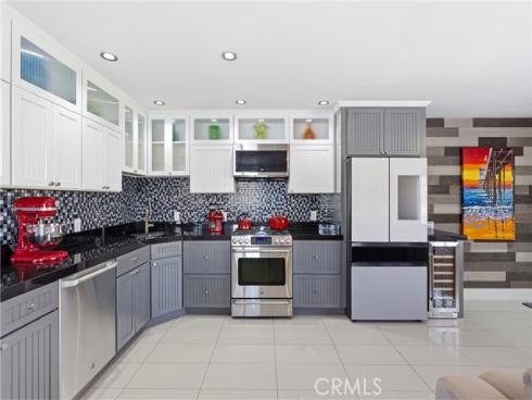 8141 Pennington Drive, Huntington Beach, CA