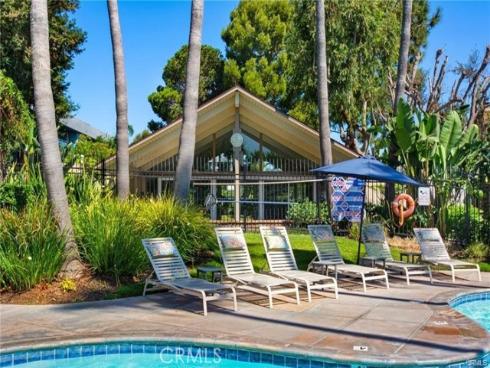 16655  Algonquin  , Huntington Beach, CA