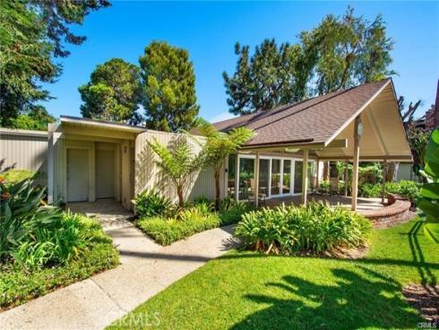 16655  Algonquin  , Huntington Beach, CA