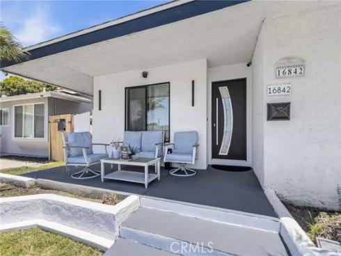 16842 Lucia , Huntington Beach, CA