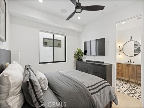306 3rd Street, Huntington Beach, CA