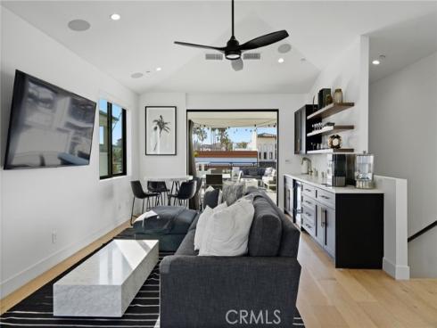 306 3rd Street, Huntington Beach, CA