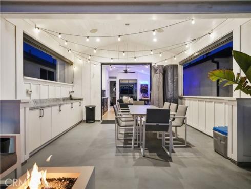 306 3rd Street, Huntington Beach, CA