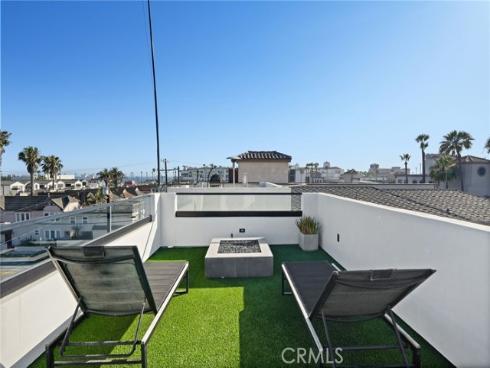 306 3rd Street, Huntington Beach, CA