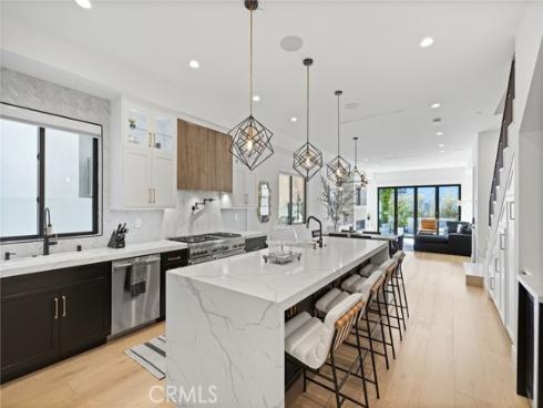 306 3rd Street, Huntington Beach, CA
