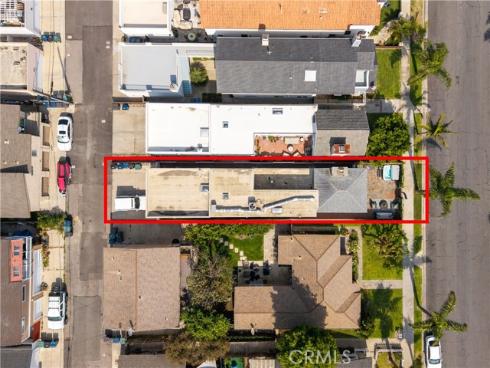 215 Knoxville Avenue, Huntington Beach, CA