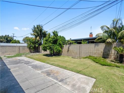 6061 Dundee Drive, Huntington Beach, CA