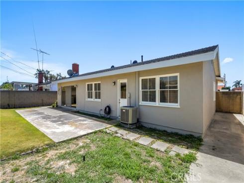 6061 Dundee Drive, Huntington Beach, CA