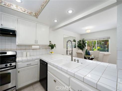 7946 Waterfall Circle, Huntington Beach, CA