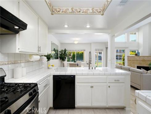 7946 Waterfall Circle, Huntington Beach, CA