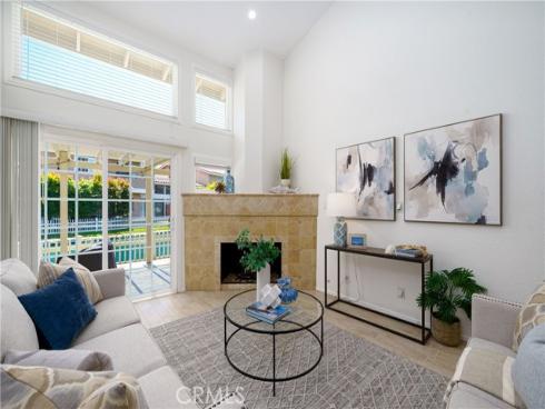 7946 Waterfall Circle, Huntington Beach, CA