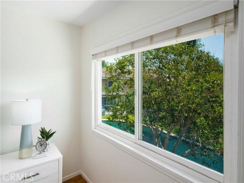 7946 Waterfall Circle, Huntington Beach, CA