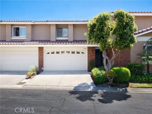 7946 Waterfall Circle, Huntington Beach, CA