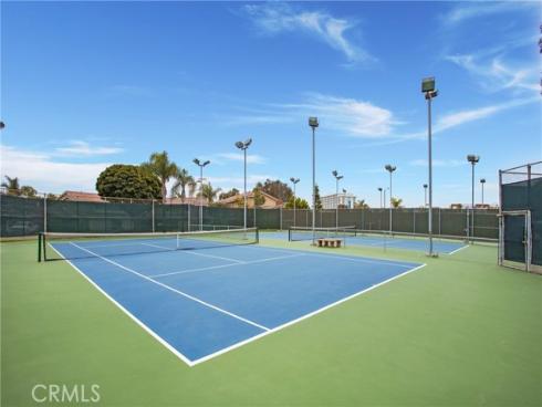 7946 Waterfall Circle, Huntington Beach, CA