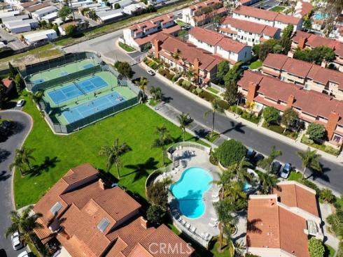 7946 Waterfall Circle, Huntington Beach, CA