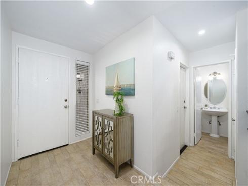 7946 Waterfall Circle, Huntington Beach, CA