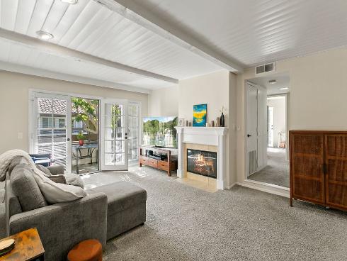 21372 Brookhurst 226 , Huntington Beach, CA