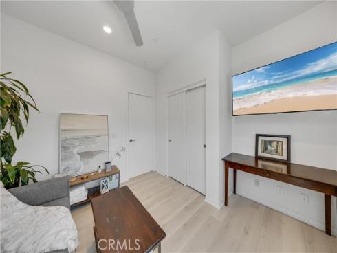 17961 Conch Lane, Huntington Beach, CA