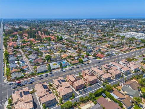 17961  Conch   Lane, Huntington Beach, CA