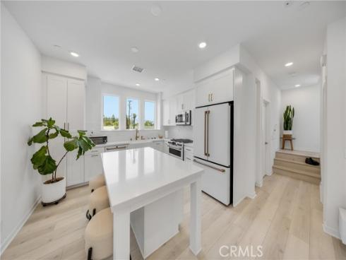 17961 Conch Lane, Huntington Beach, CA