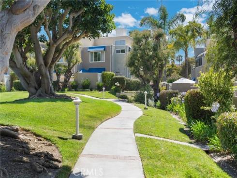 3262 Sparkler , Huntington Beach, CA