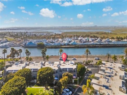 3262 Sparkler , Huntington Beach, CA