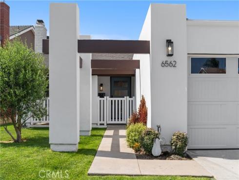 6562 Dohrn Circle, Huntington Beach, CA